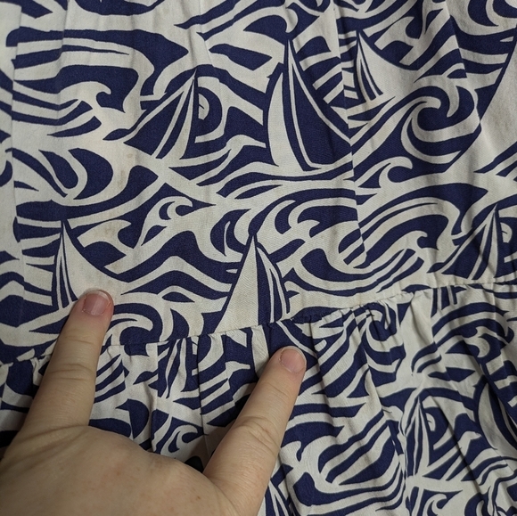 ✨3/$15 Vineyard Vines for Target white blue ocean sailboat ruffle dress 7/8 - Picture 3 of 7